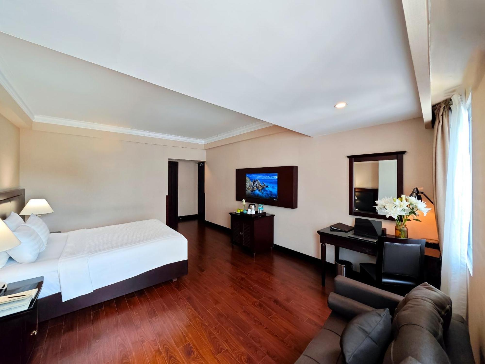 Anthai Saigon Hotel Хошимин Екстериор снимка