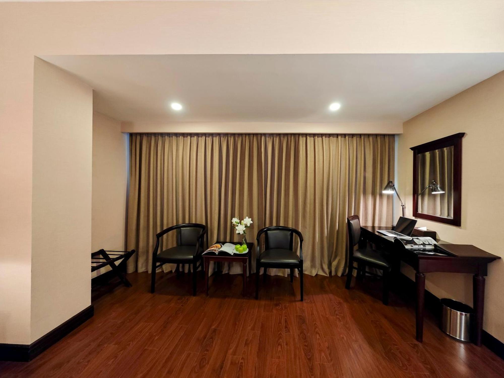 Anthai Saigon Hotel Хошимин Екстериор снимка