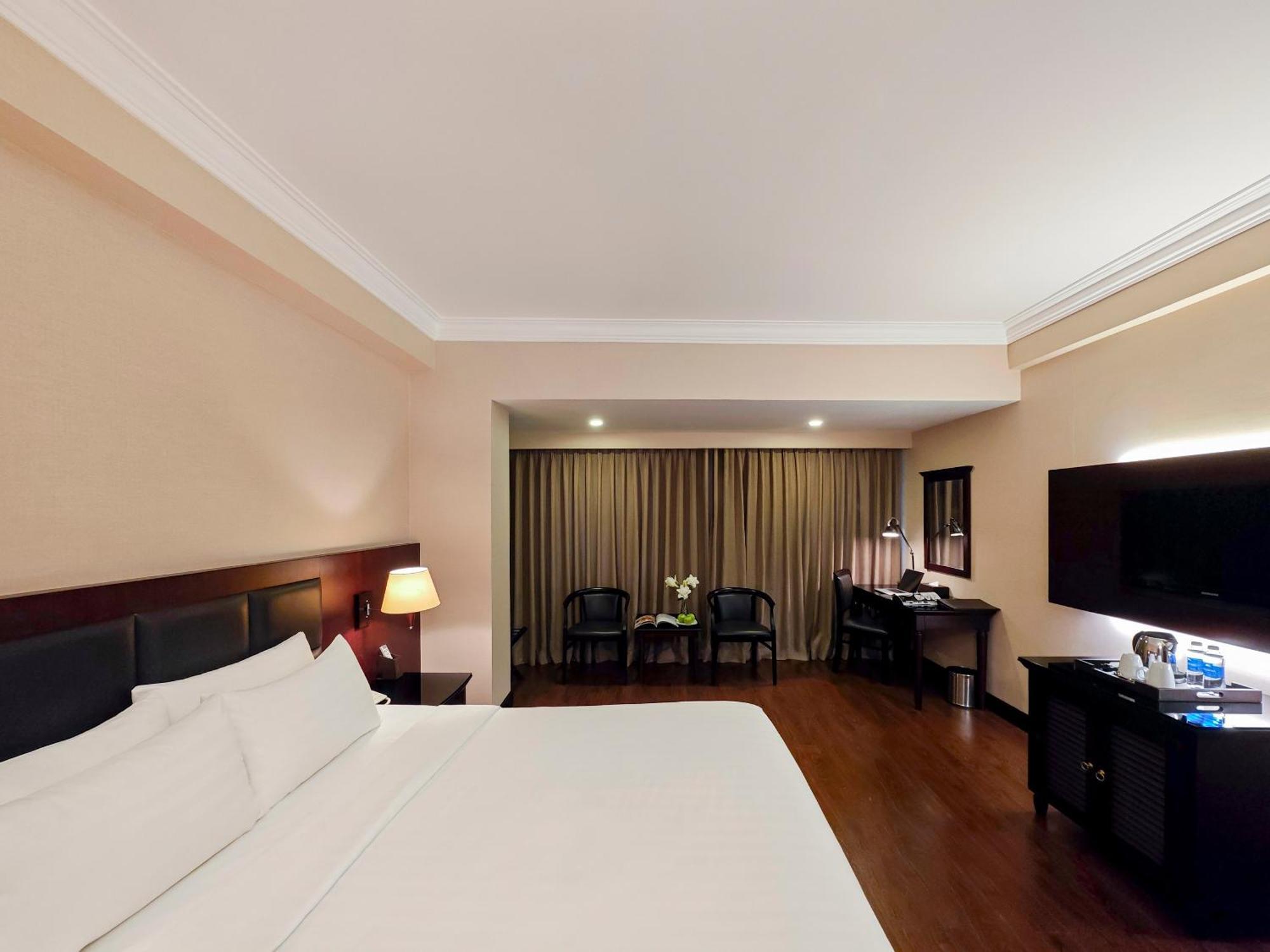 Anthai Saigon Hotel Хошимин Екстериор снимка