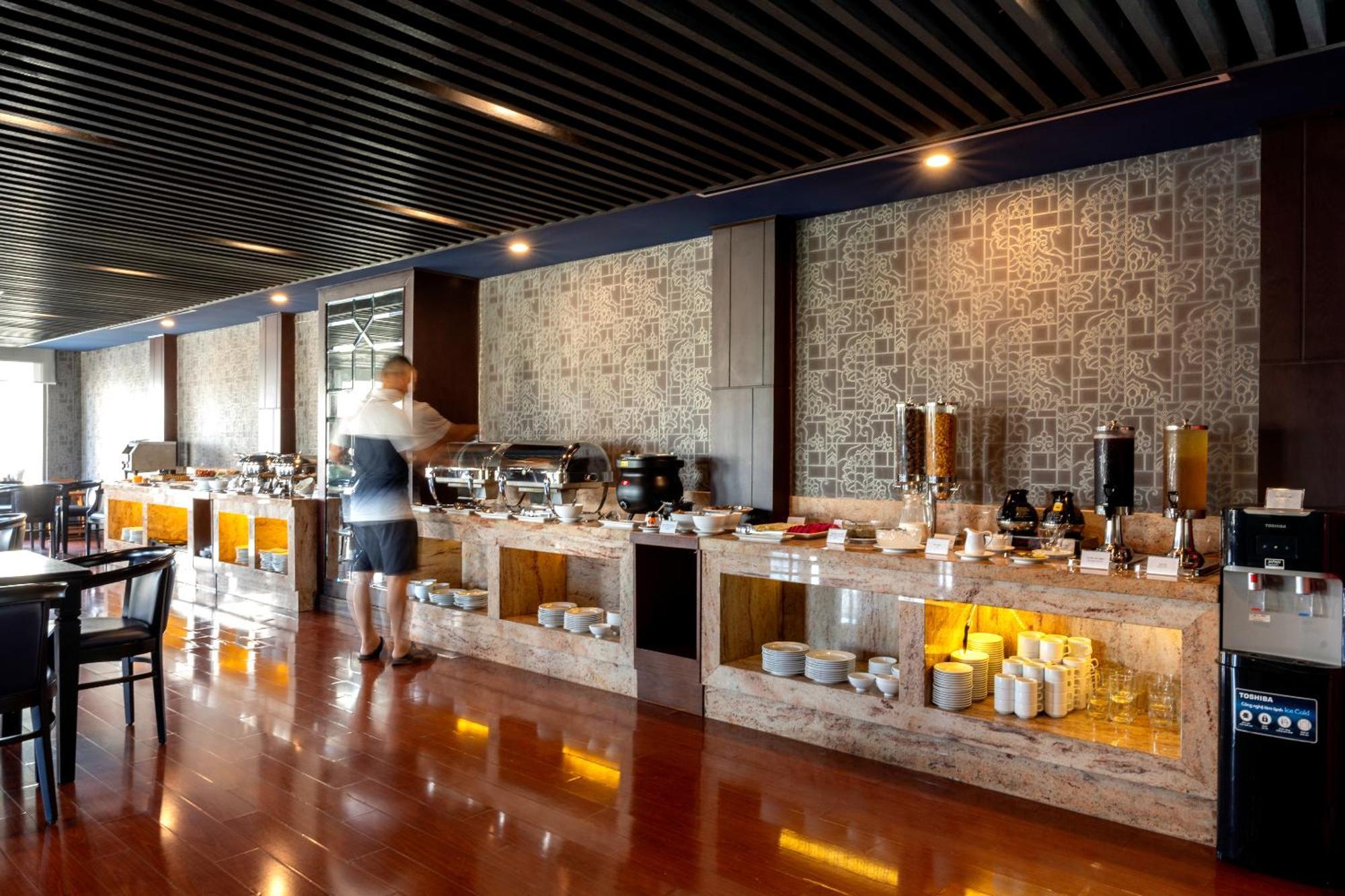 Anthai Saigon Hotel Хошимин Екстериор снимка