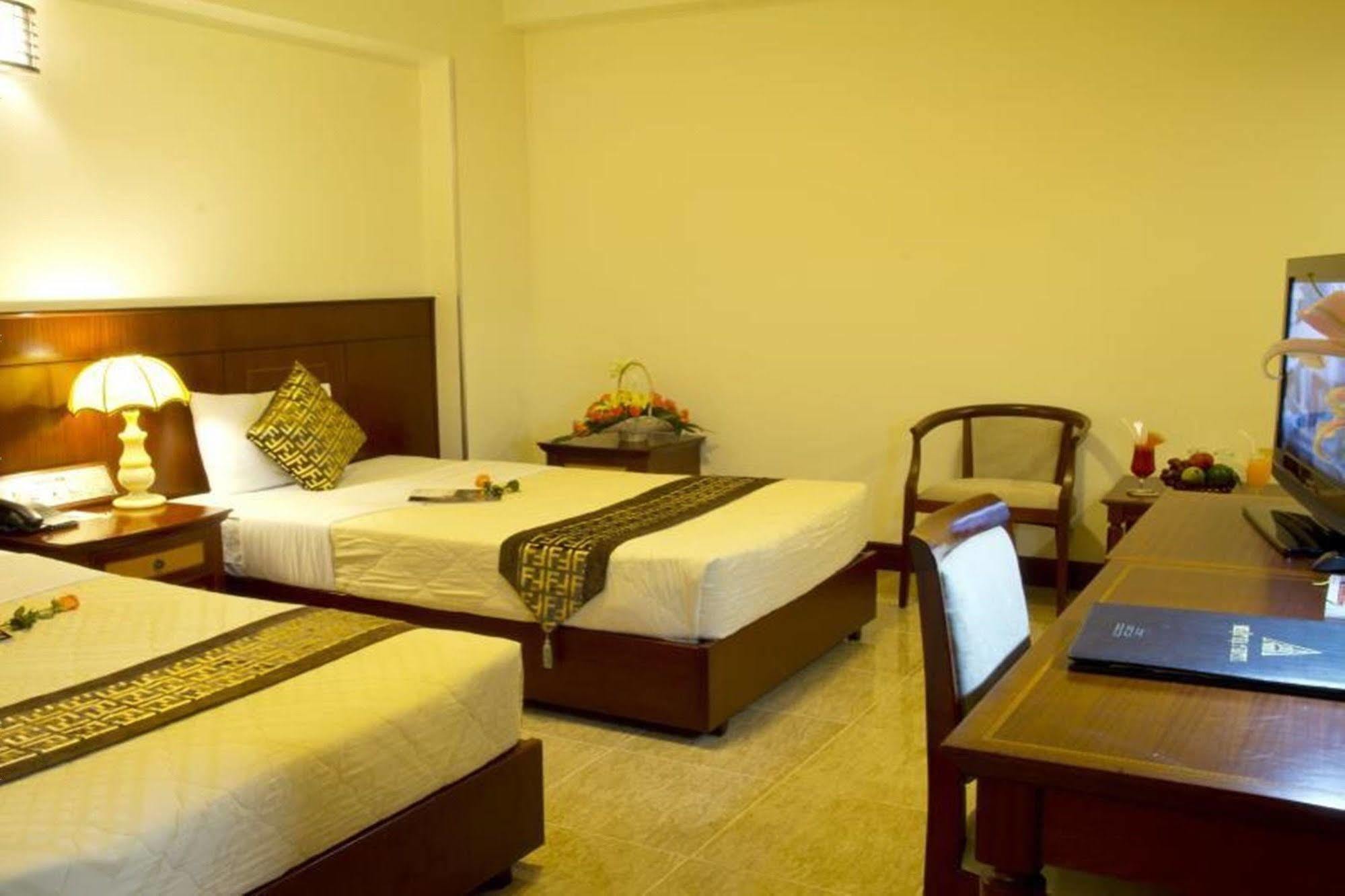 Anthai Saigon Hotel Хошимин Екстериор снимка