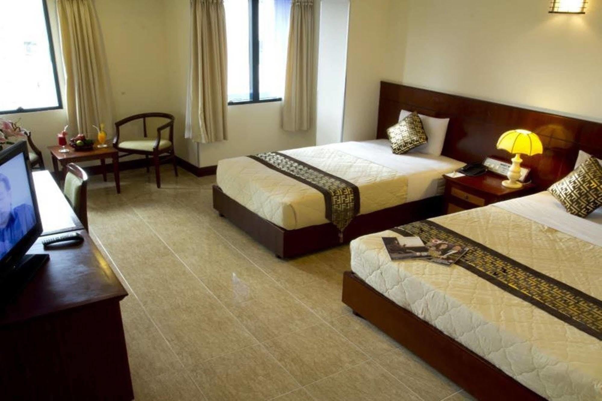 Anthai Saigon Hotel Хошимин Екстериор снимка