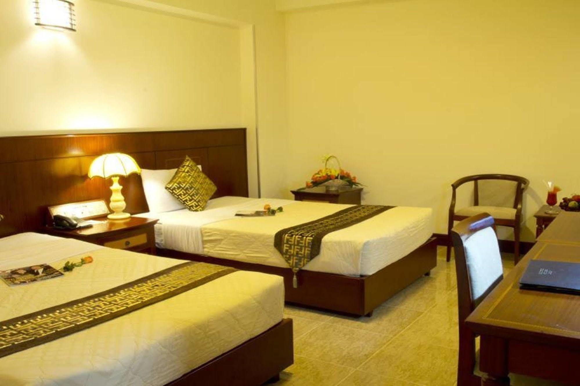 Anthai Saigon Hotel Хошимин Екстериор снимка