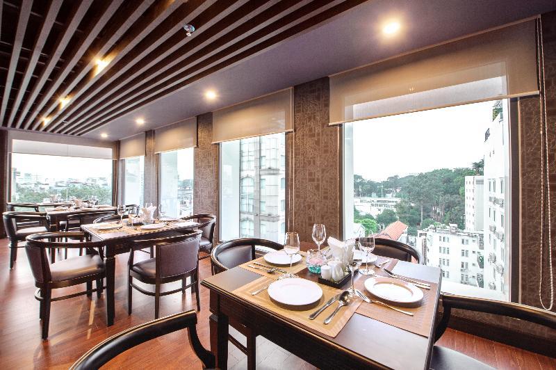 Anthai Saigon Hotel Хошимин Екстериор снимка